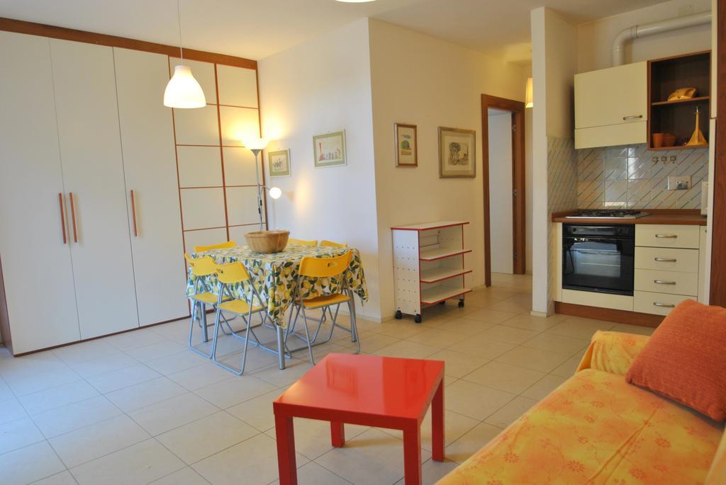 Villa Angolino Castiglioncello Szoba fotó
